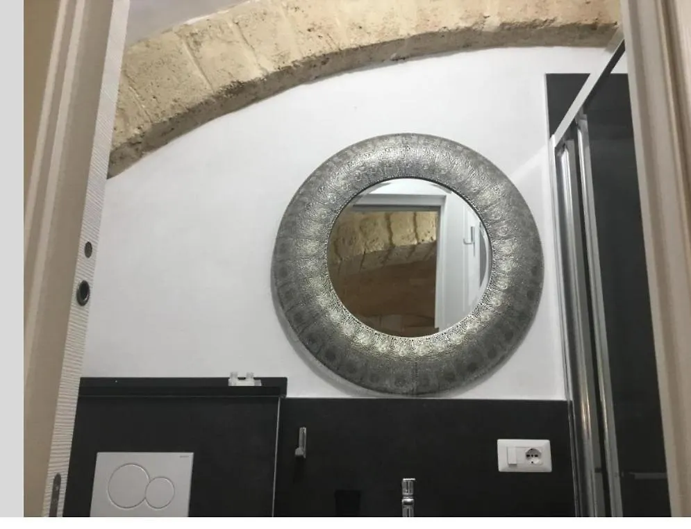 Flos Bari Apartment